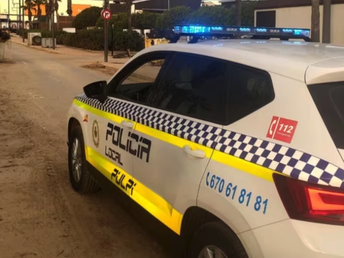 Detenido en Pulpí un hombre por agredir al responsable de un supermercado e intentar huir en autobús
