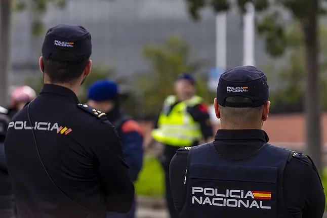Cuatro detenidos 'in fraganti' en Alcorcón tras una noche de robos en dos restaurantes y una farmacia