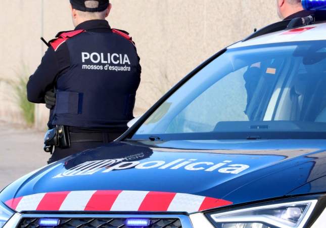 Detenido en Igualada tras agredir a su pareja y atrincherarse con la hija menor de esta armado con un cuchillo