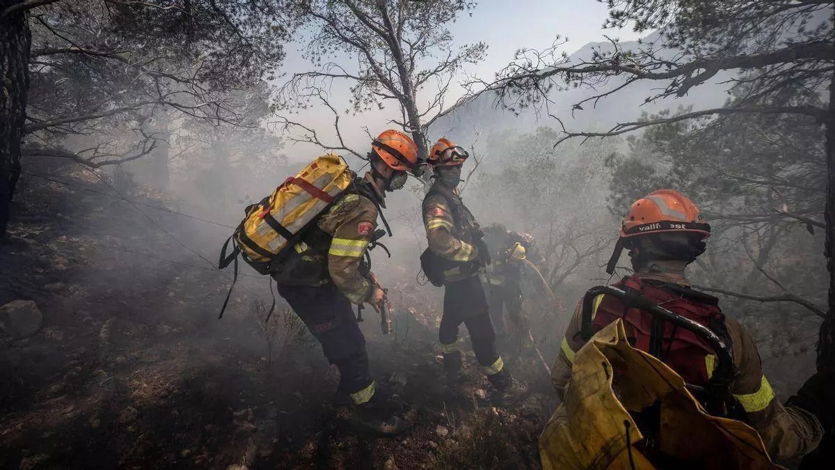 Protección Civil activa la alerta por una ola de calor extremo que afectará a gran parte de España durante el puente