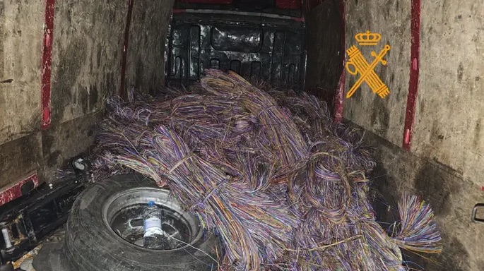 Detenidos cuatro hombres por robar cable de cobre en A Mariña (Lugo) tras una persecución