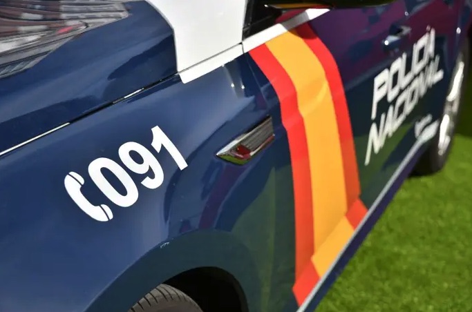 Detenido en Córdoba por robar en un coche tras romper un cristal y pincharle las ruedas