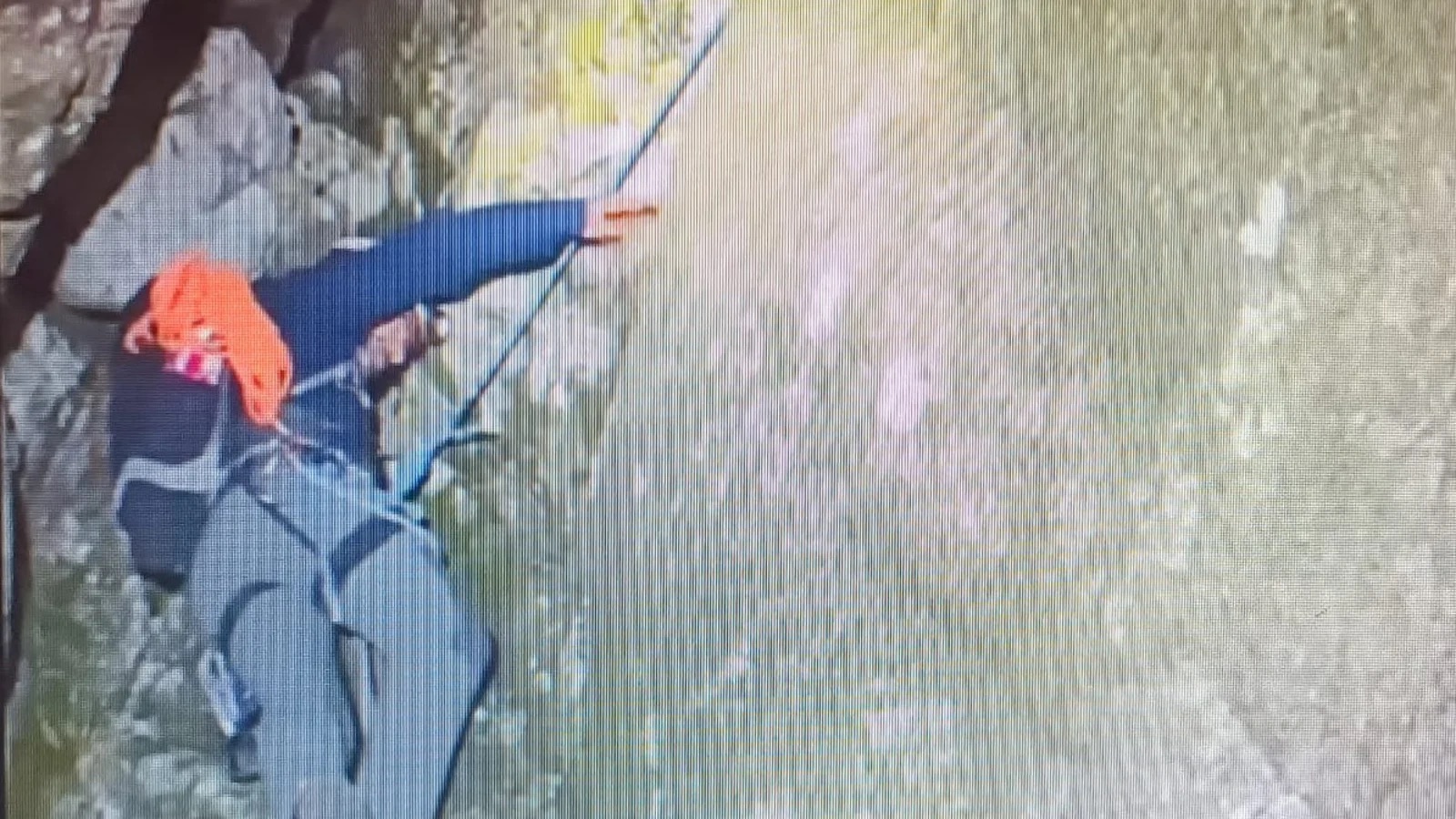 Rescatan de madrugada a cuatro escaladores que quedaron enriscados en la Sierra de Gredos