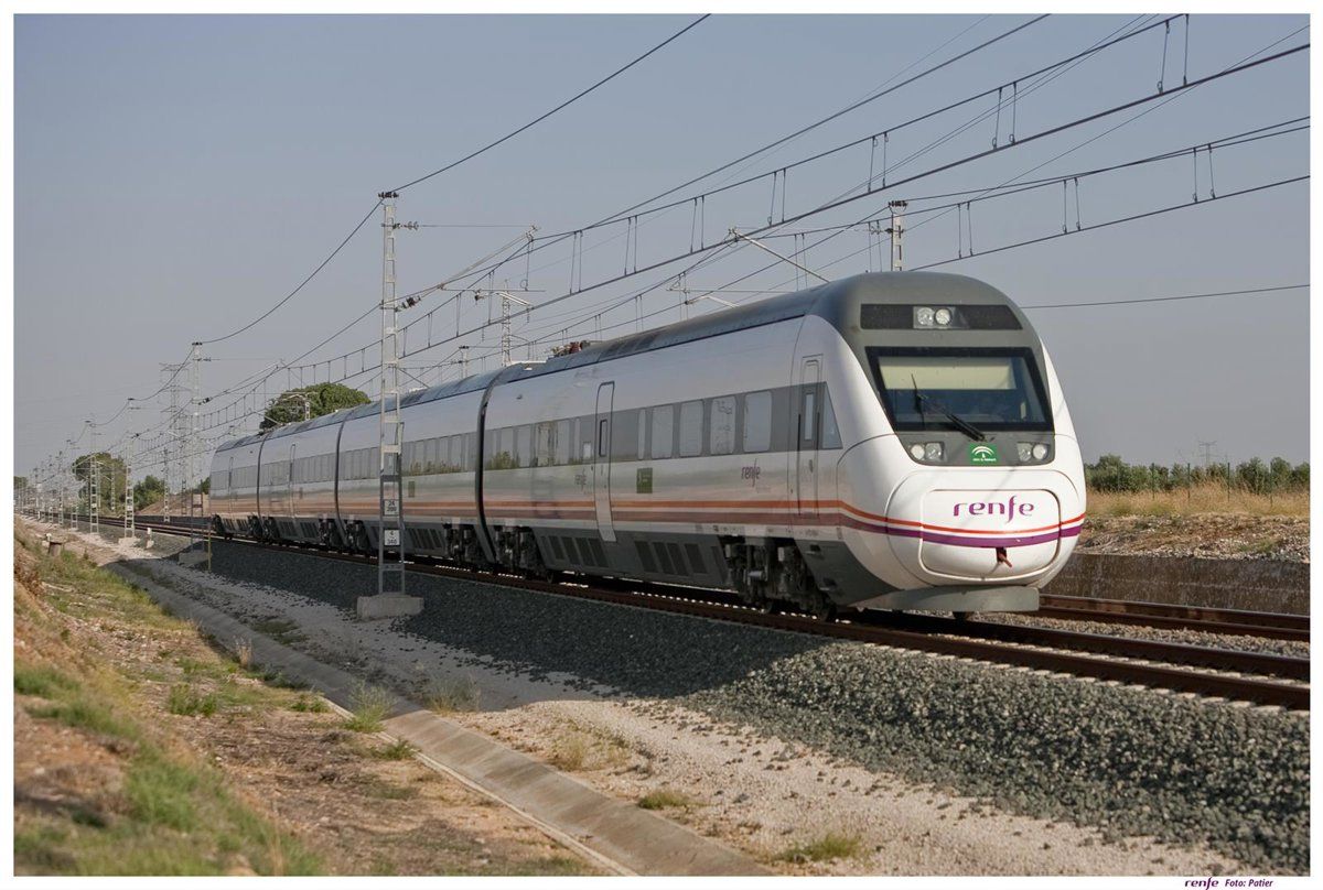 Corte de la circulación ferroviaria entre Huelva y Sevilla por falta de tensión en la catenaria