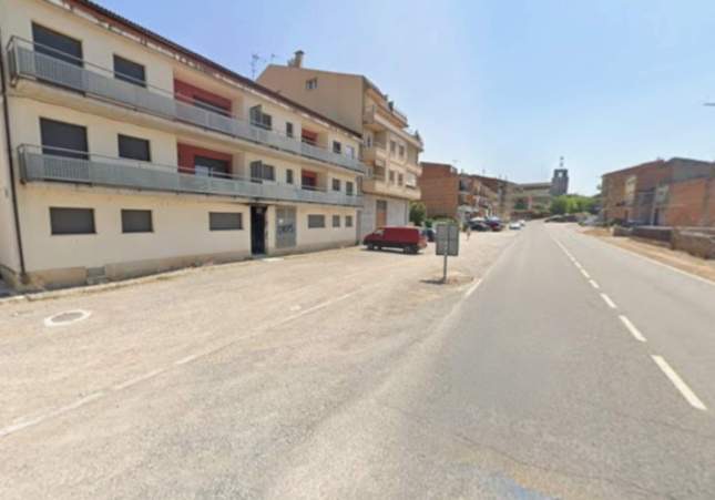 El asqueroso estado de un bloque ocupado obliga a los vecinos a poner a la venta sus pisos hartos de ratas y basura