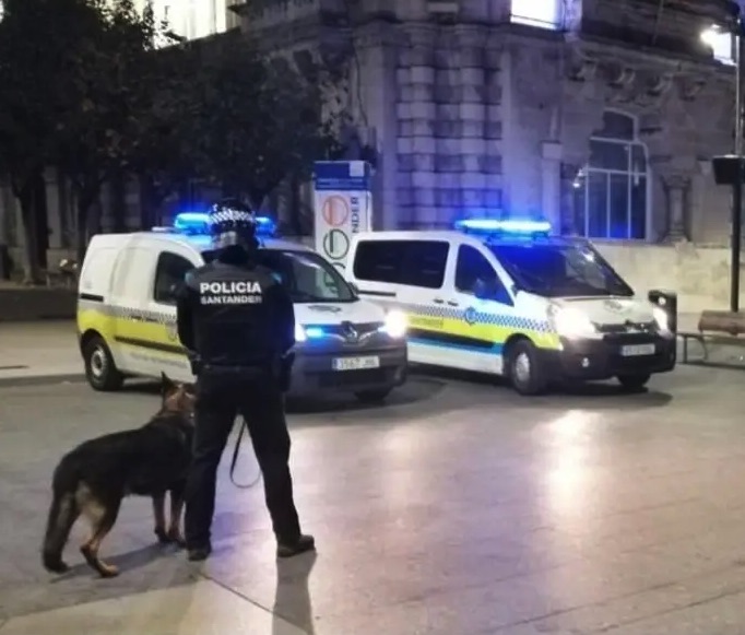 Detenido en Santander por incumplir una orden de alejamiento sobre una mujer con la que estaba de madrugada