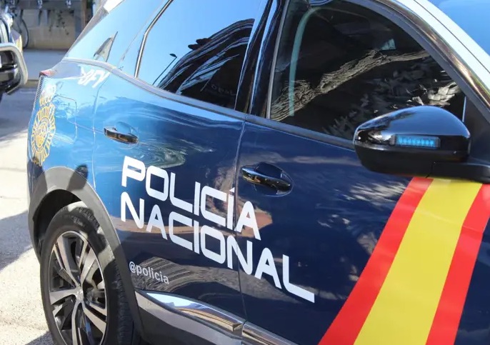 Detenidos cuatro jóvenes por robar y agredir a otro a quien arrojaron al mar en el Paseo Marítimo de Palma