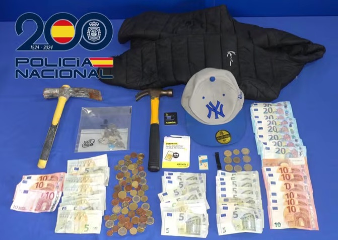 Dos detenidos en Salamanca tras asaltar un bar y robar la caja con 400 euros