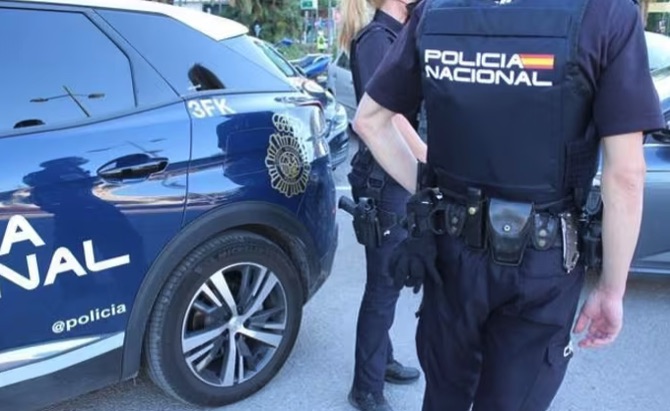 Dos jóvenes detenidos en Valladolid por agredir a un menor al confundirlo con un rival de banda