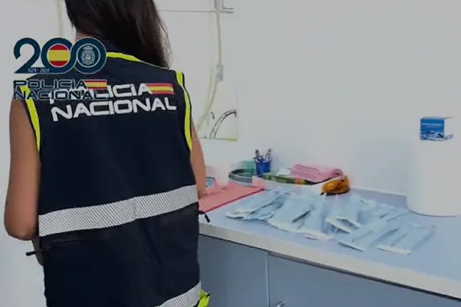 Desmantelada una clínica dental ilegal en Madrid con dos falsos odontólogos detenidos