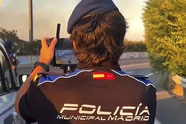La Policía Municipal de Madrid vigila con drones a una banda juvenil sospechosa de provocar 10 incendios