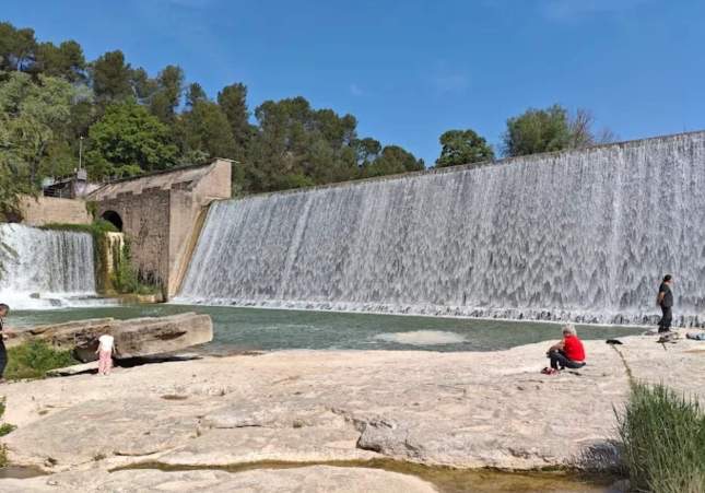 Rescatan vivo a un joven de 18 años que se había ahogado en el río Llobregat en L'Ametlla de Merola
