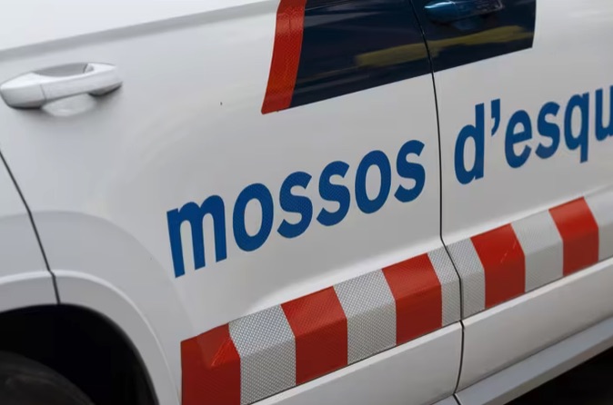 Detenidos tres jóvenes argelinos tras ser pillados ocultando en un bosque el botín que acababan de robar en un piso