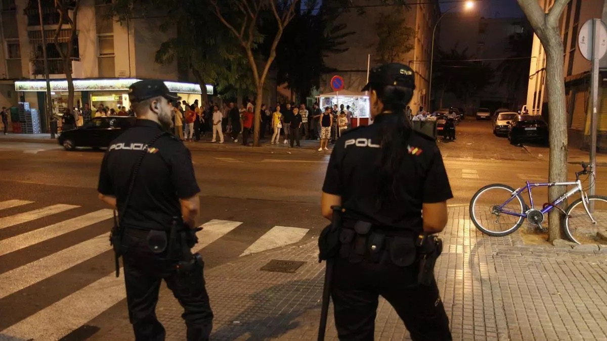 Un padre apuñala a sus dos hijos en plena calle en Palma de Mallorca tras una discusión familiar