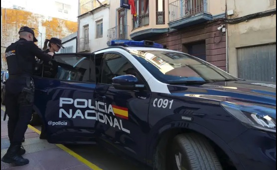 Detenida una mujer por robar un sobre con dinero a un hombre en Alcantarilla mediante el 'hurto de la siembra'