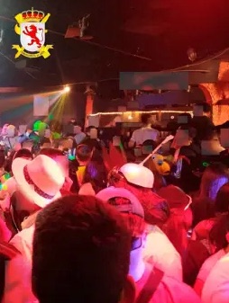 Guardia Civil desaloja una discoteca en El Bierzo: 500 personas con aforo de 275 y seis denuncias
