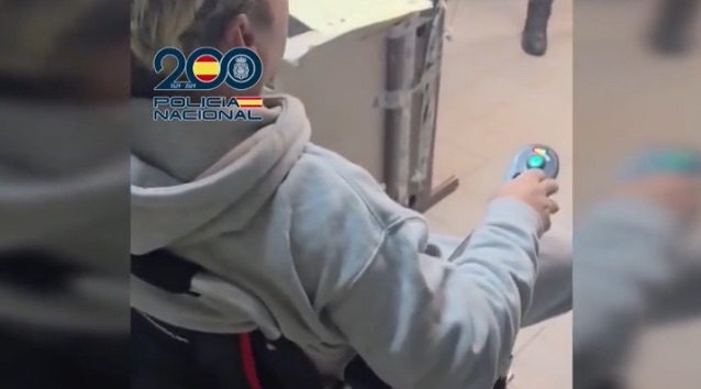 Detenido en Madrid un peligroso fugitivo peruano conocido como "el hombre de los mil nombres"