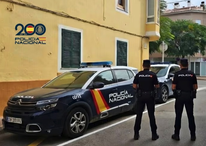 Detenido en Ciutadella por asaltar a una anciana de 92 años y robarle el bolso a la puerta de su casa