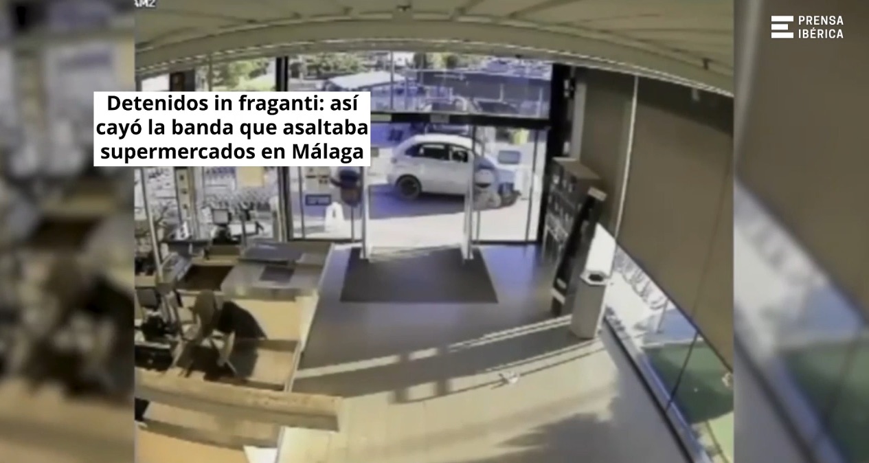 Desarticulada en Málaga una banda que asaltaba supermercados con machetes y fusiles simulados