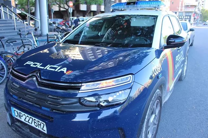 Detenido en Palma un hombre por intentar robar 15.000 euros tras pinchar las ruedas del coche a una pareja