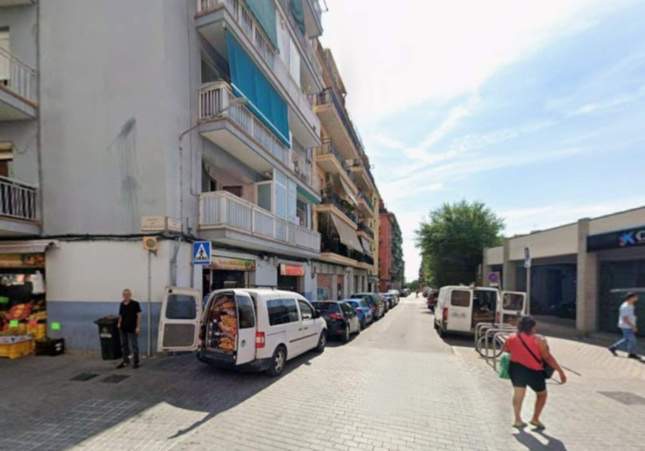 Detenido un hombre por apuñalar a una mujer a plena luz del día en Mataró