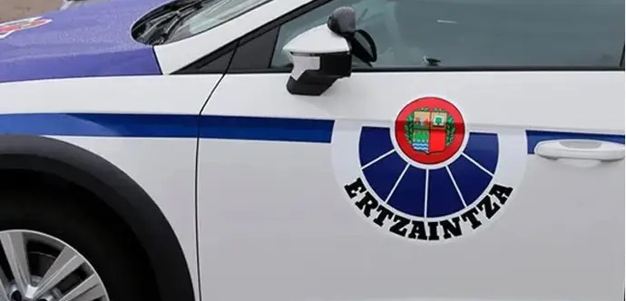 Detenido en Vitoria-Gasteiz el cabecilla de un grupo por asaltar y herir a dos hombres junto a otras personas