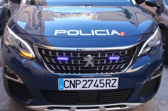 Detenido en el sur de Tenerife tras instalar un localizador oculto en el coche de su expareja para acosarla