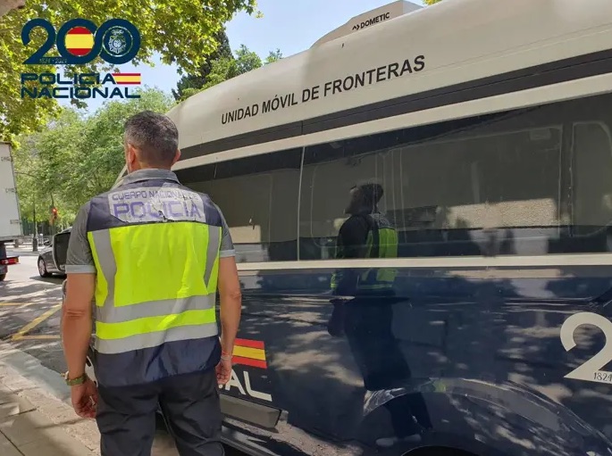 Detenidas dos personas en Palma por favorecer la inmigración irregular, coacciones y amenazas